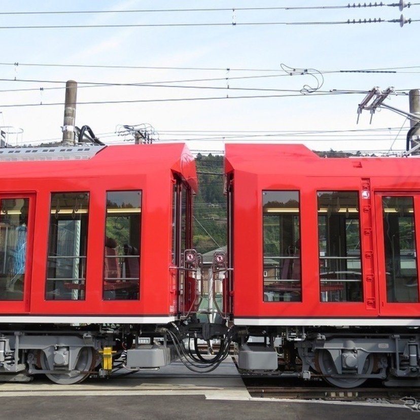 デビューは5月！箱根登山鉄道「アレグラ号」増備の2両編成を公開　