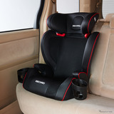 チャイルドシートを嫌がる 泣くお子さんの理由と対策 おすすめグッズも カーナリズム