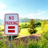 駐車禁止標識（マーク）の意味や場所は？違反した場合の罰則について