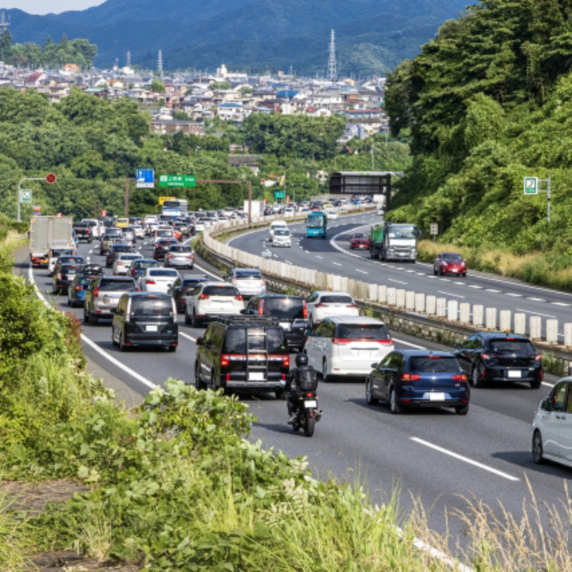 【2023年GW渋滞予測】混雑のピークはいつ？高速道路が渋滞する日をズバリ予測