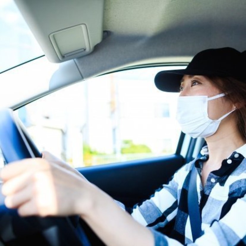 花粉症シーズンの運転にはご注意を！事故リスクを回避するための花粉症対策