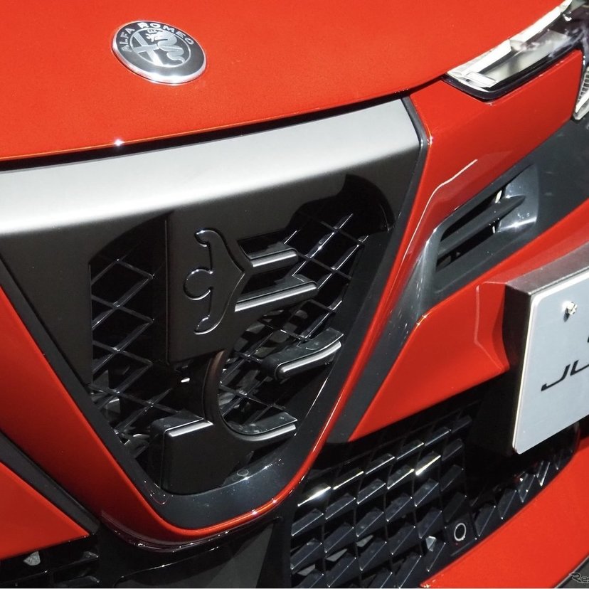 アルファ ロメオ新型「ジュニア」発表！伝統の名称引き継いだコンパクトSUV