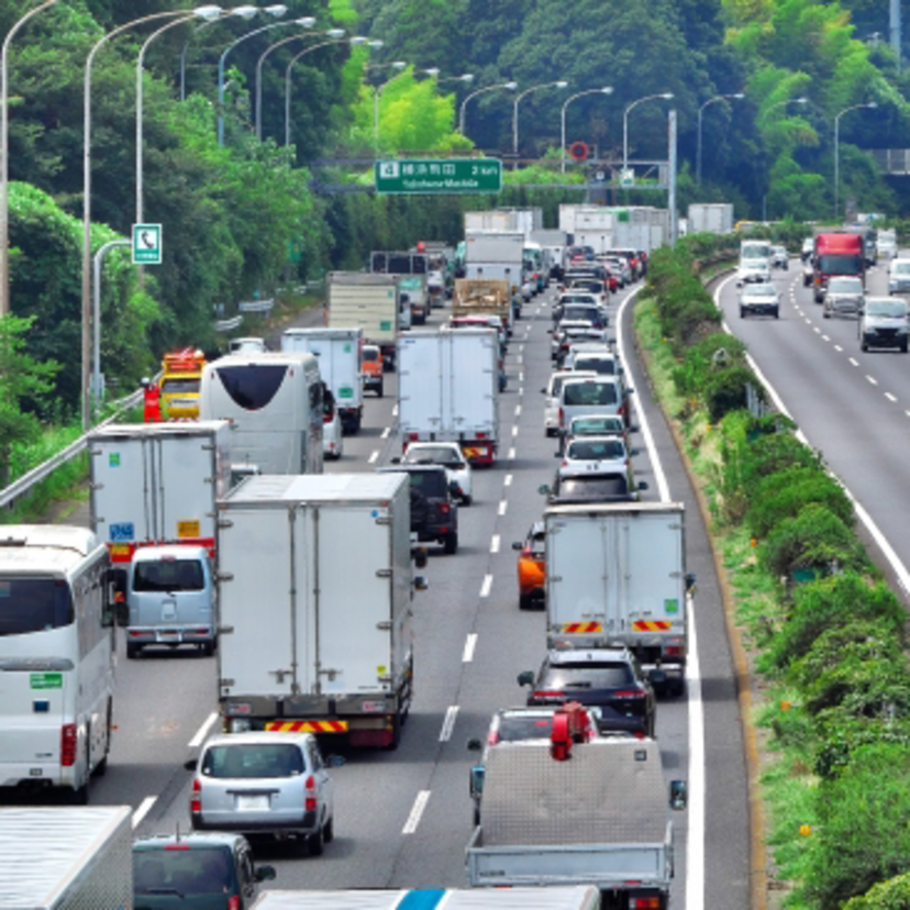 【2025-2026年】年末年始の渋滞予測！主要道路での帰省ラッシュ・Uターンラッシュはいつ？
