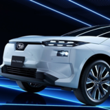 スバル新型「ソルテラ」公開！ 342馬力の高出力モデルも用意