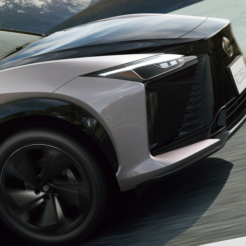 レクサス新型「RZ」発表！最強の「426馬力モデル」も登場