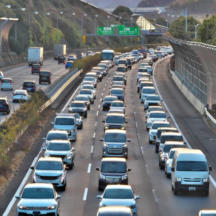 2026年 ゴールデンウィーク(GW)の渋滞、帰省・行楽ラッシュは後半に集中！NEXCOが渋滞予測を発表