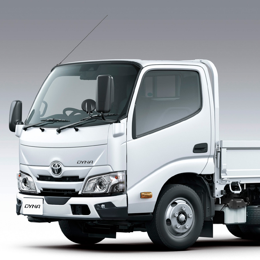 トヨタ「ダイナ カーゴ 2.0トン シリーズ」を一部改良！新ディーゼルエンジン搭載で環境性能と安全性を強化