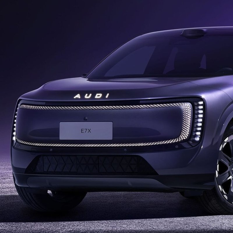 アウディ、中国専用ブランド「AUDI」初のSUV「E7X」を発表へ！全長5m超