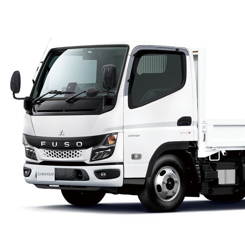 三菱ふそう、新型「キャンター」をジャパントラックショー2026で初公開！特別コラボ車両も展示