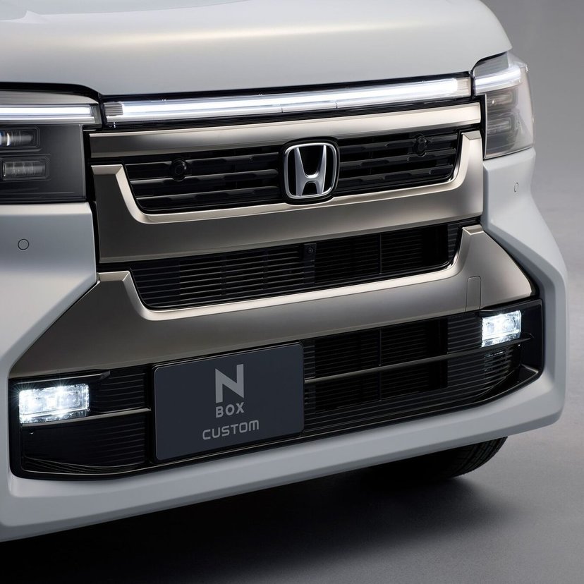 ホンダ「N-BOX」がマイナーチェンジ！CUSTOM刷新とJOY「BLACK STYLE」追加で176万8,800円から