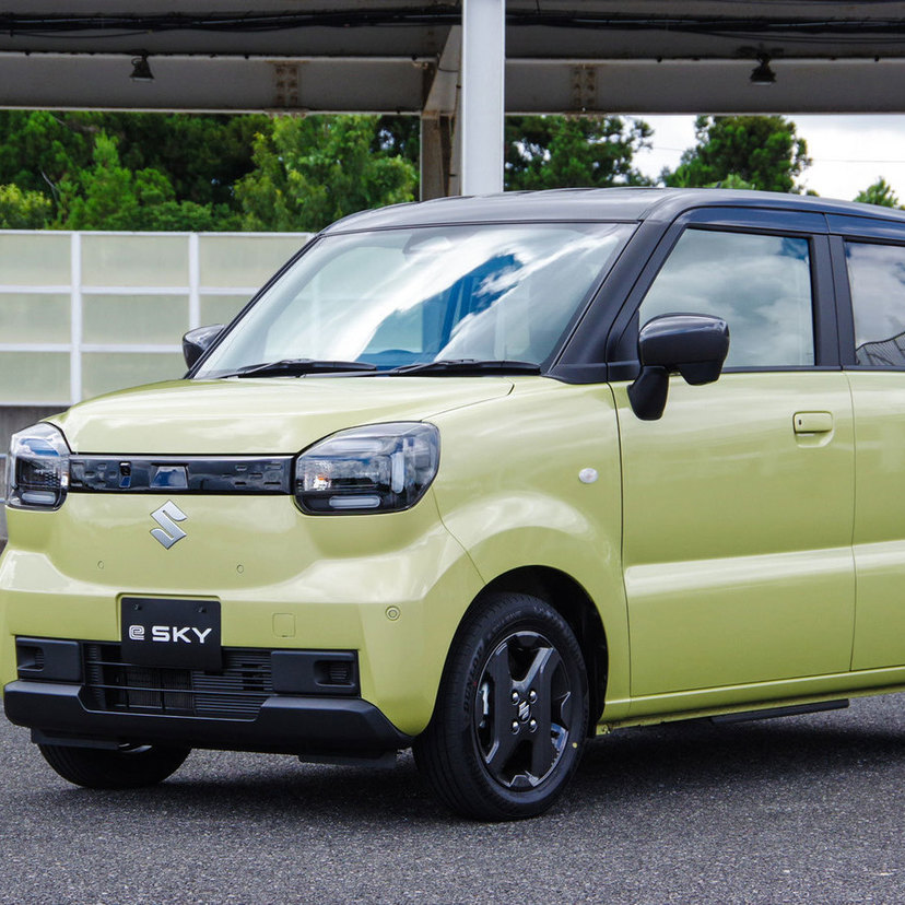 スズキ初の軽乗用EV、新型「e SKY」を先行公開！プロトタイプで航続距離310km