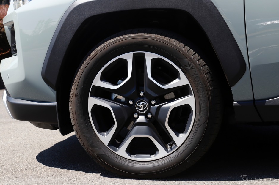 トヨタ 新型RAV4