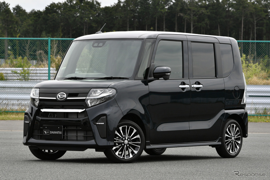 ブラックカラーの新型タント