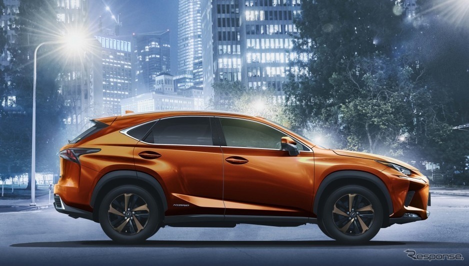 レクサス NX300h(ブレージングカーネリアンコントラストレイヤリング)