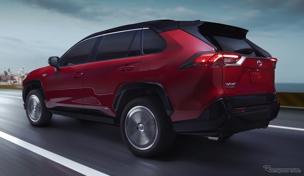 トヨタ RAV4 に初のPHV