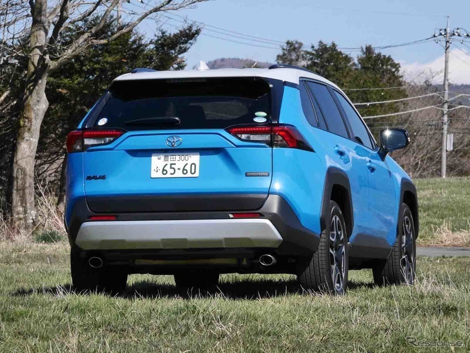 トヨタ 新型RAV4アドベンチャー