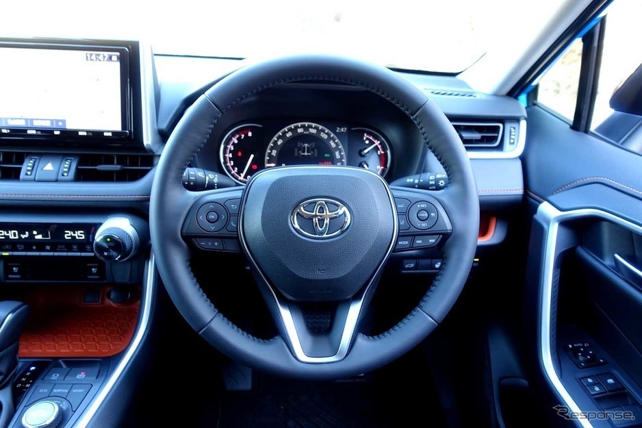 トヨタ 新型RAV4アドベンチャー