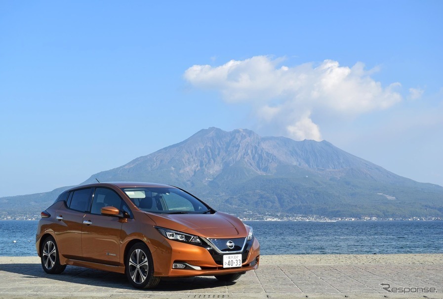 日産 リーフ