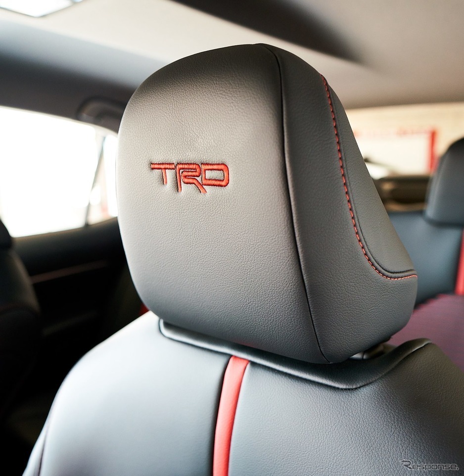 《photo by Toyota》トヨタ・カムリ TRD(北米仕様)