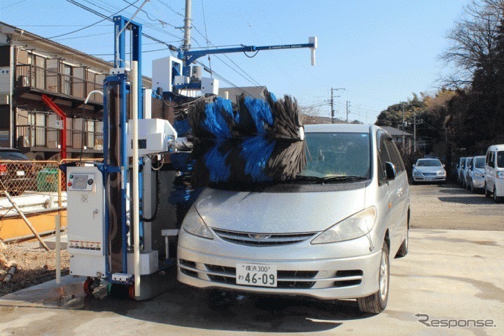 ガソリンスタンドでの洗車方法 種類や値段 注意点もご紹介 カーナリズム