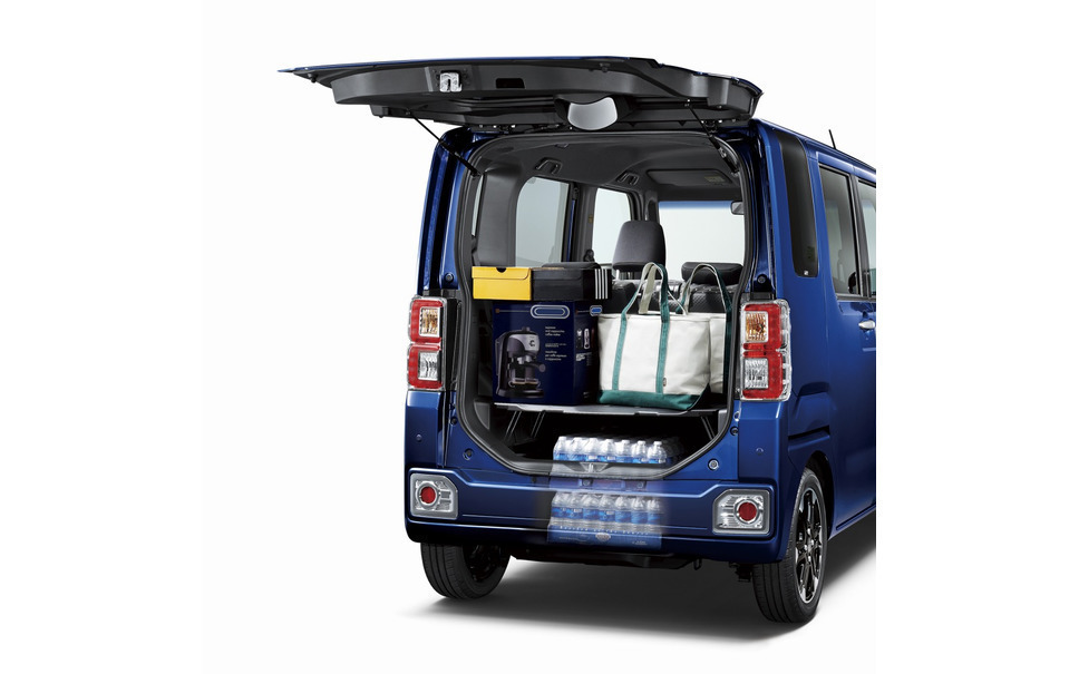 ダイハツ ウェイク｜あんちゃんも仰天の万能車！特徴から中古相場まで