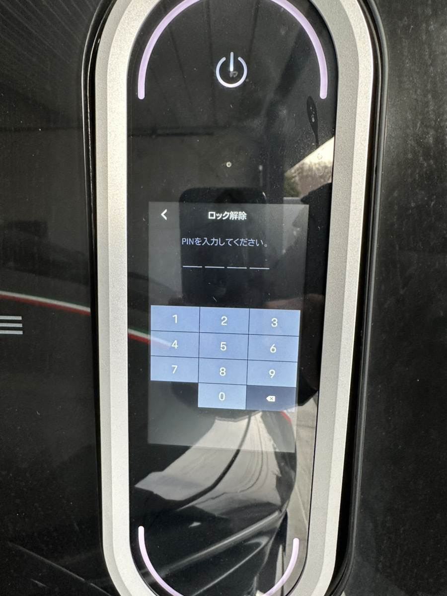 ポルシェのある生活：自宅での充電「Mobile Charger Connect」使用