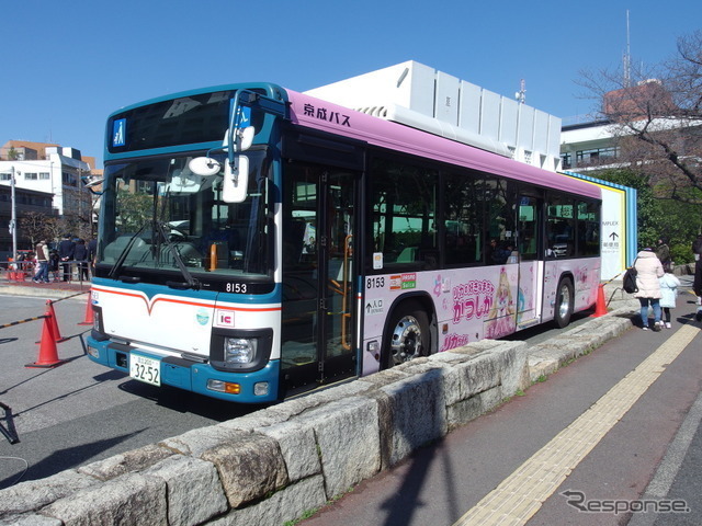 えっ あのバスにリカちゃん リカちゃんバスが亀有 新小岩で運行中 カーナリズム