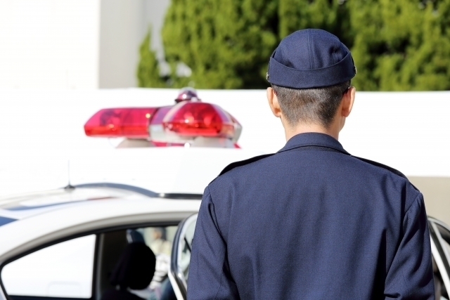 追越車線を走り続けるのは違反 追いつかれた車両にもある 義務 とは カーナリズム