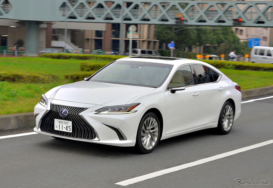 レクサスの高級セダン！ES新型 スペック・試乗記・燃費・評価
