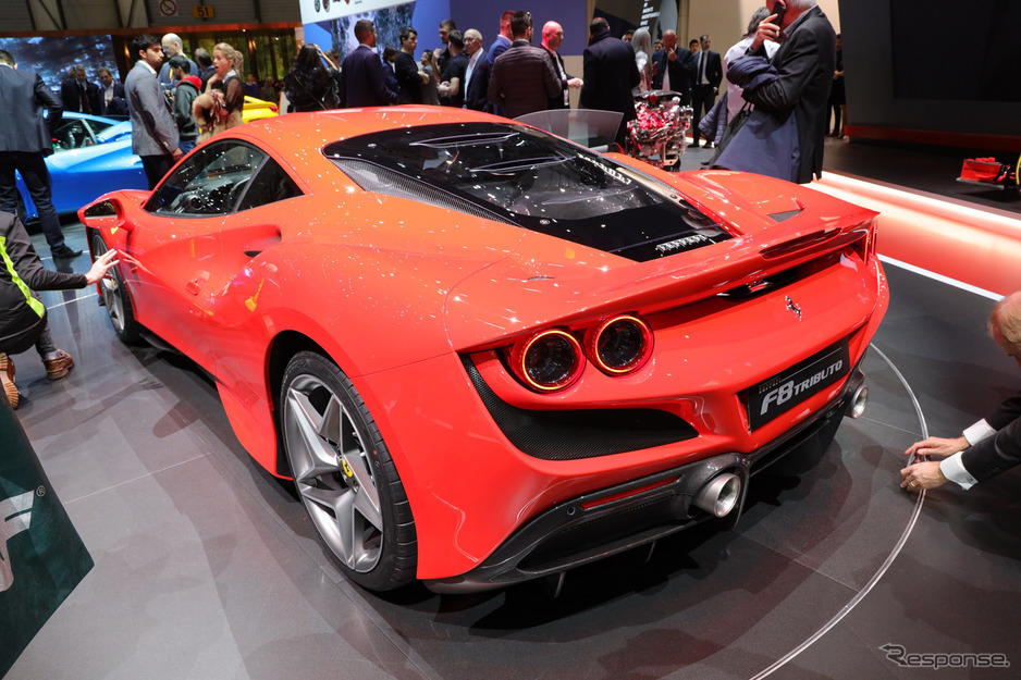 F8トリブート